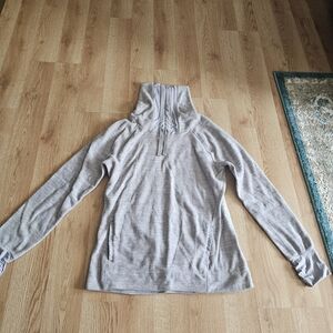 Old Navy Women's Light Gray Cowl Neck Sweater